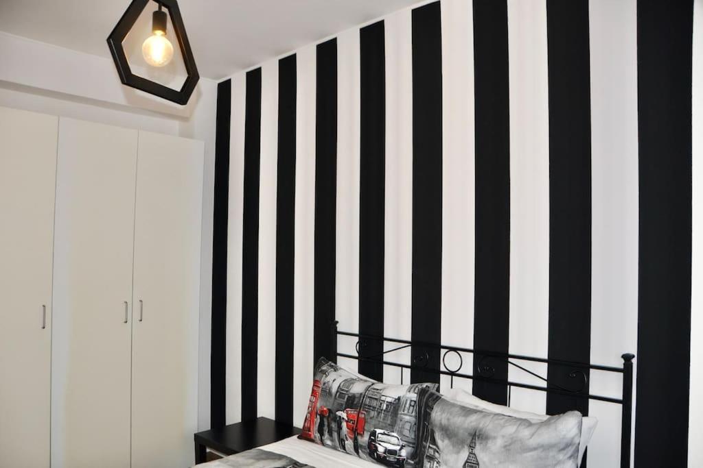 M.Aurelio Black & White Milán Exterior foto